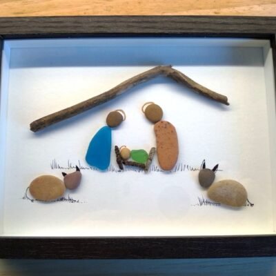 Pesebre de piedras y cristales de mar